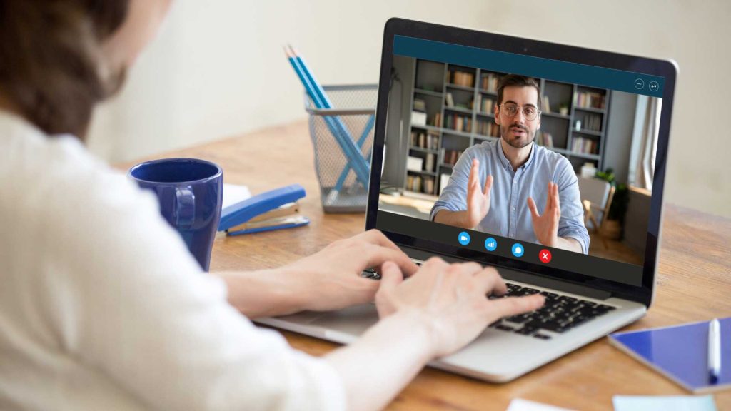 Aplikasi Video Call Random